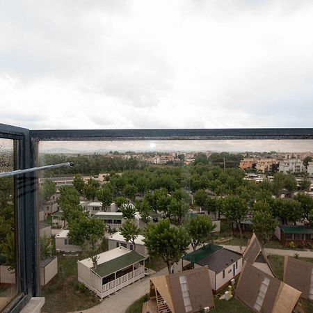 Hotel Crown Римини Экстерьер фото
