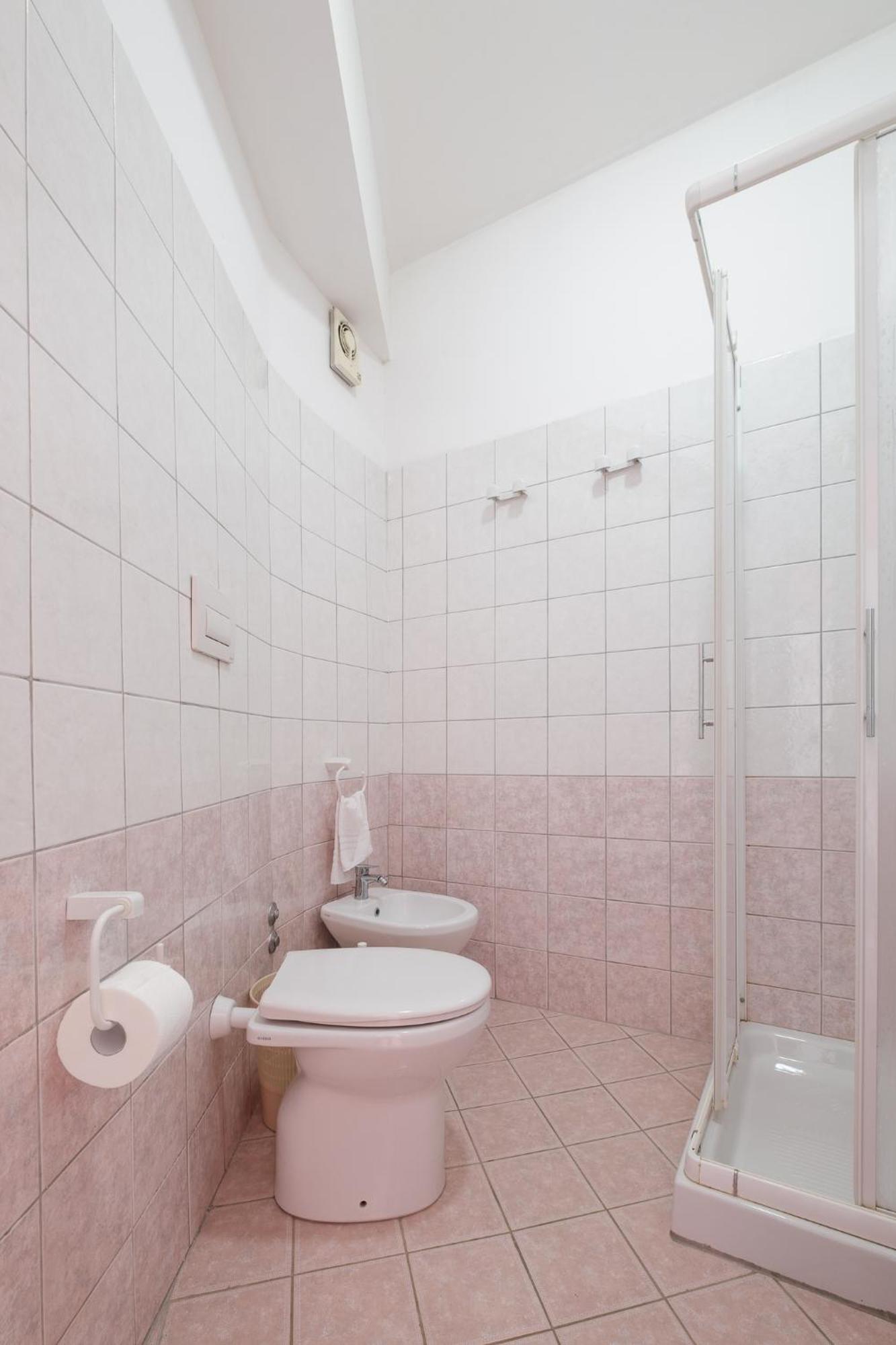 Hotel Crown Римини Экстерьер фото