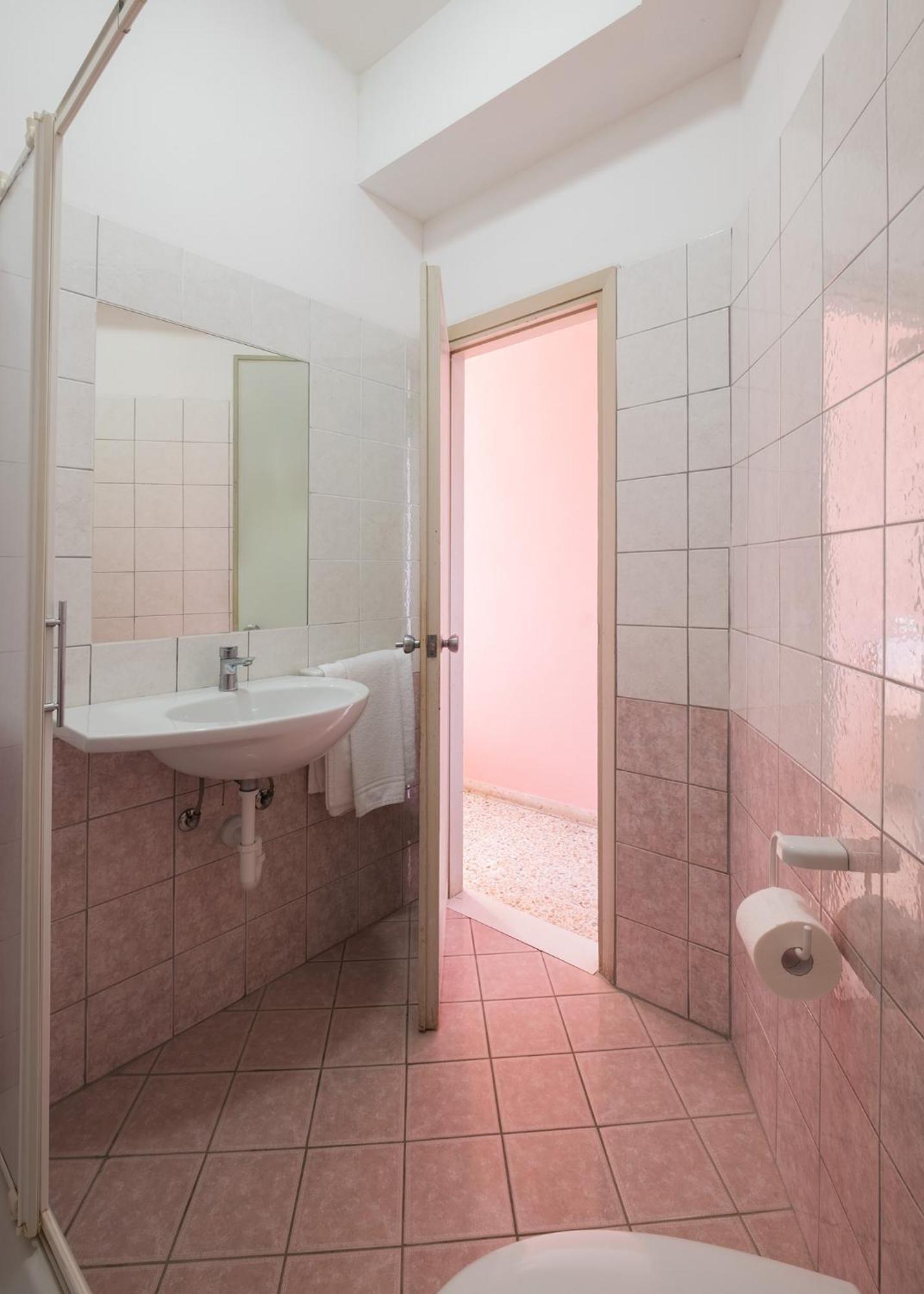 Hotel Crown Римини Экстерьер фото